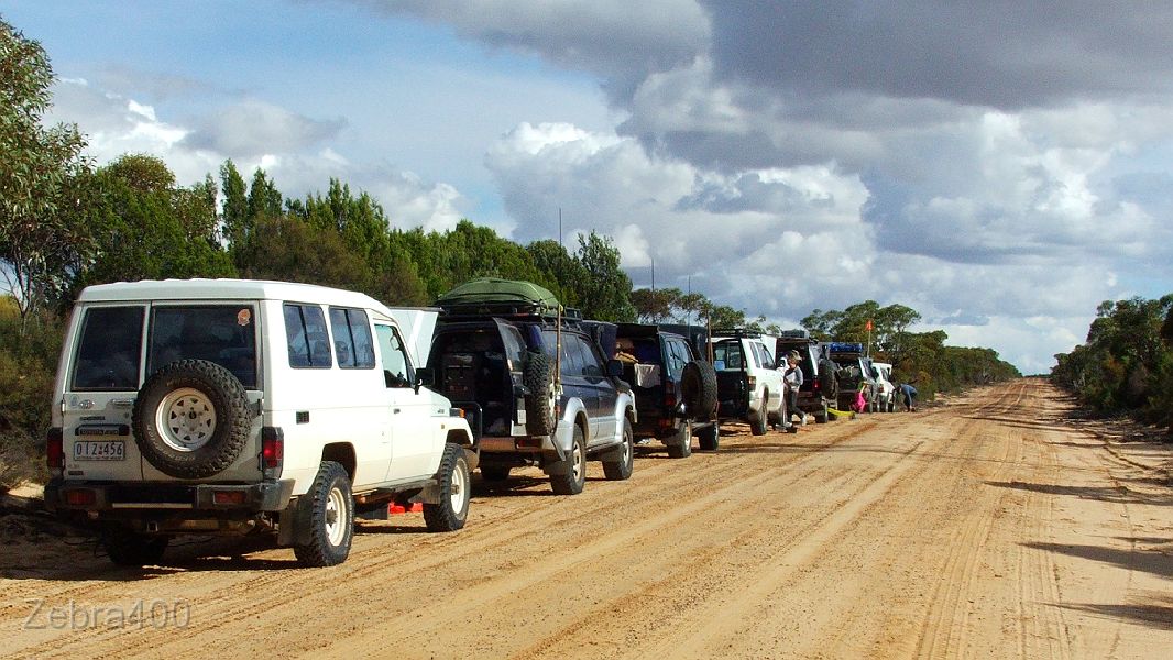 32-Convoy airs up after leaving the Border Track.JPG